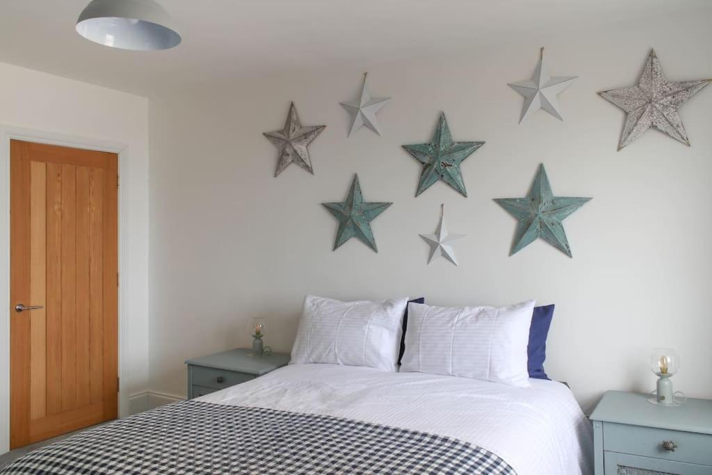 Lovely 2- Bedroom Apartment With Stunning Sea Views Worthing Exteriör bild