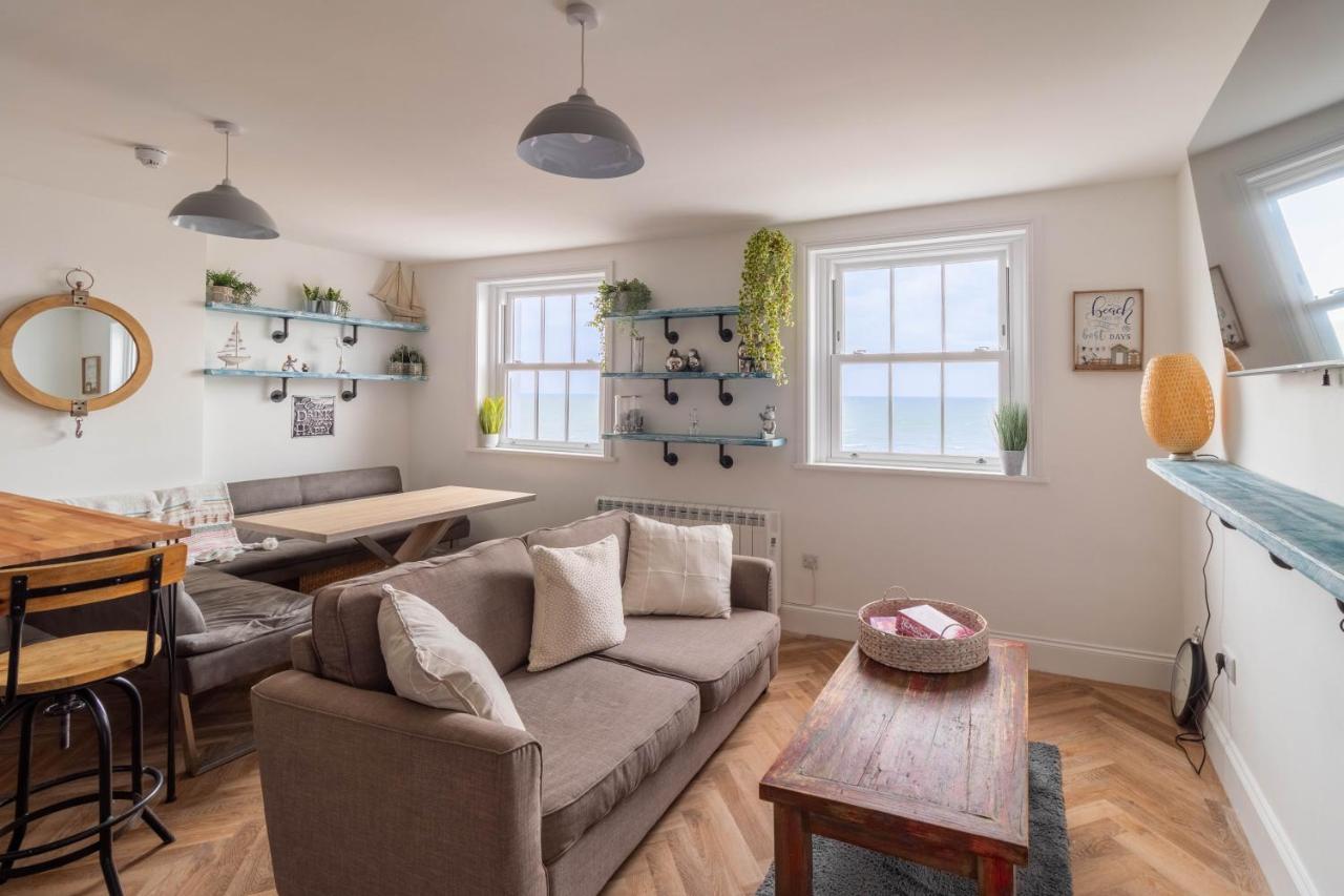 Lovely 2- Bedroom Apartment With Stunning Sea Views Worthing Exteriör bild